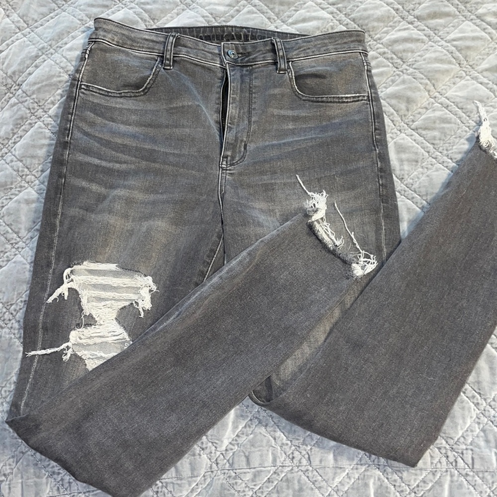 AE Gray Hi Rise Ripped Jeans